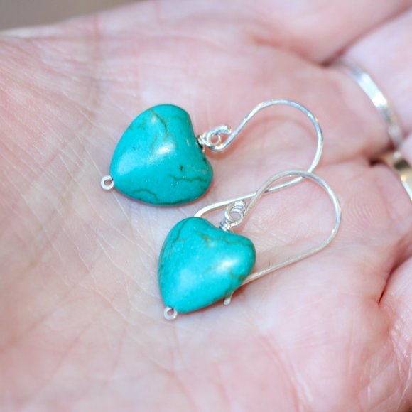 beautiful heart silver style dangle earrings - Picture 5 of 5